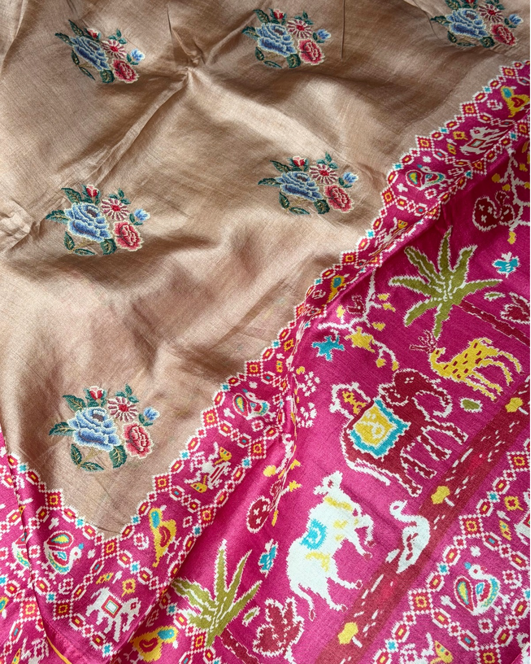 Pure handloom tussar with patola border - Image 1